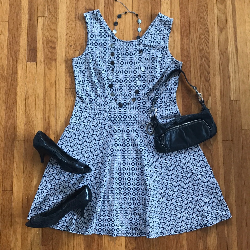 New York & Co sleeveless drop waist swing dress L